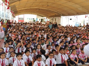 60176_372689642806152_860198938_n